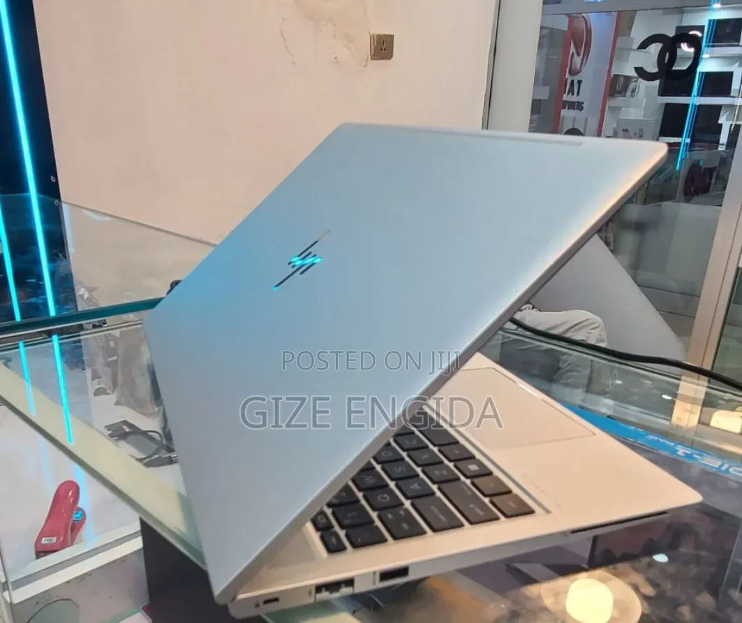 New Laptop HP EliteBook 655 G9 16GB Intel Core i5 SSD 512GB