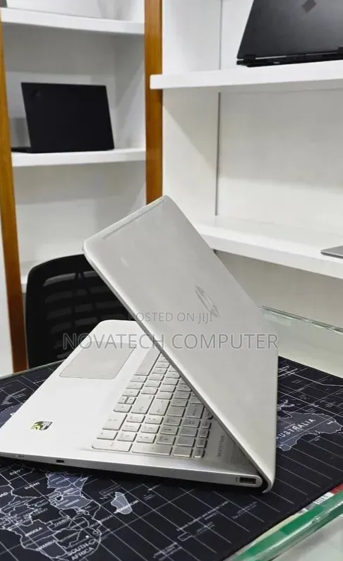 Laptop HP Envy 13 12GB Intel Core i5 HDD+SSD 1T