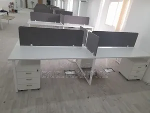Work Station/Group Tabel Befelegut Amarach Ena Design Eneseralen