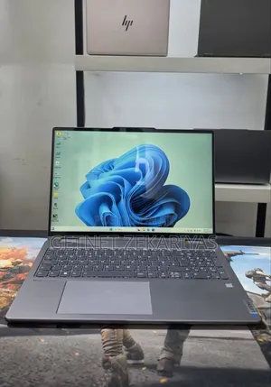 New Laptop Lenovo Yoga 3 16GB AMD Ryzen 7 SSD 512GB