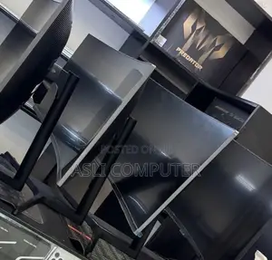 Samsung Curved Monitor