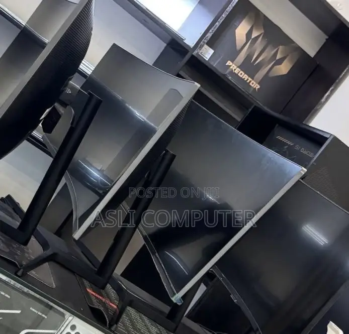Samsung Curved Monitor