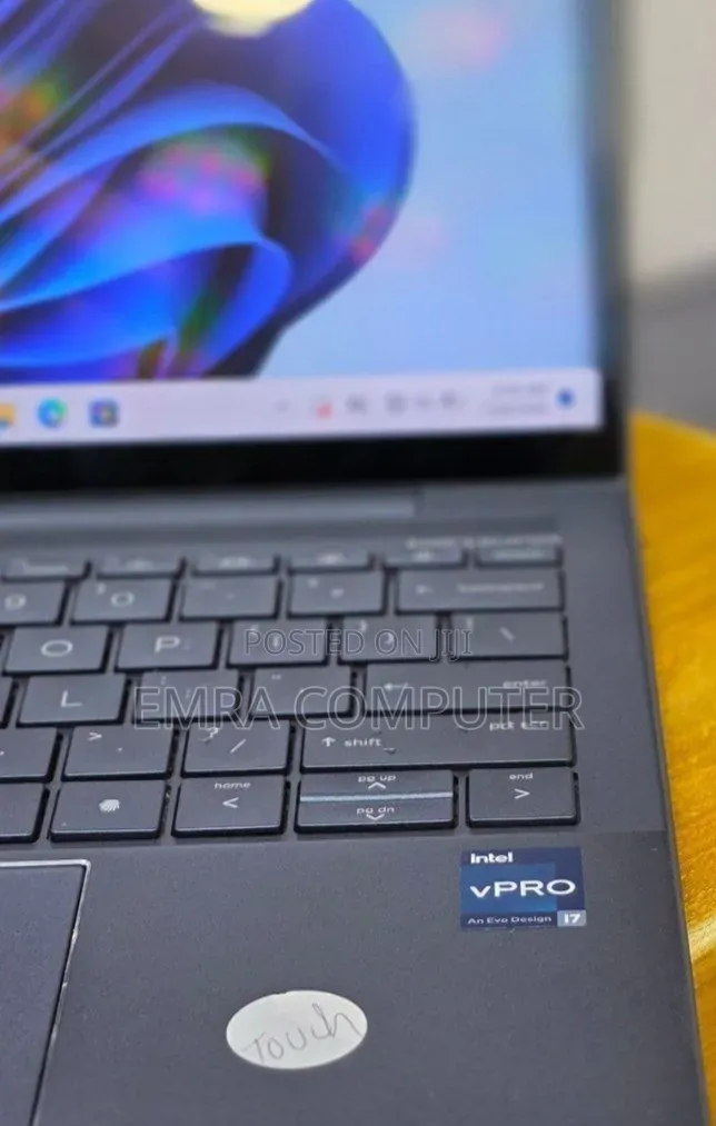 New Laptop HP 16GB Intel Core i7 SSD 512GB