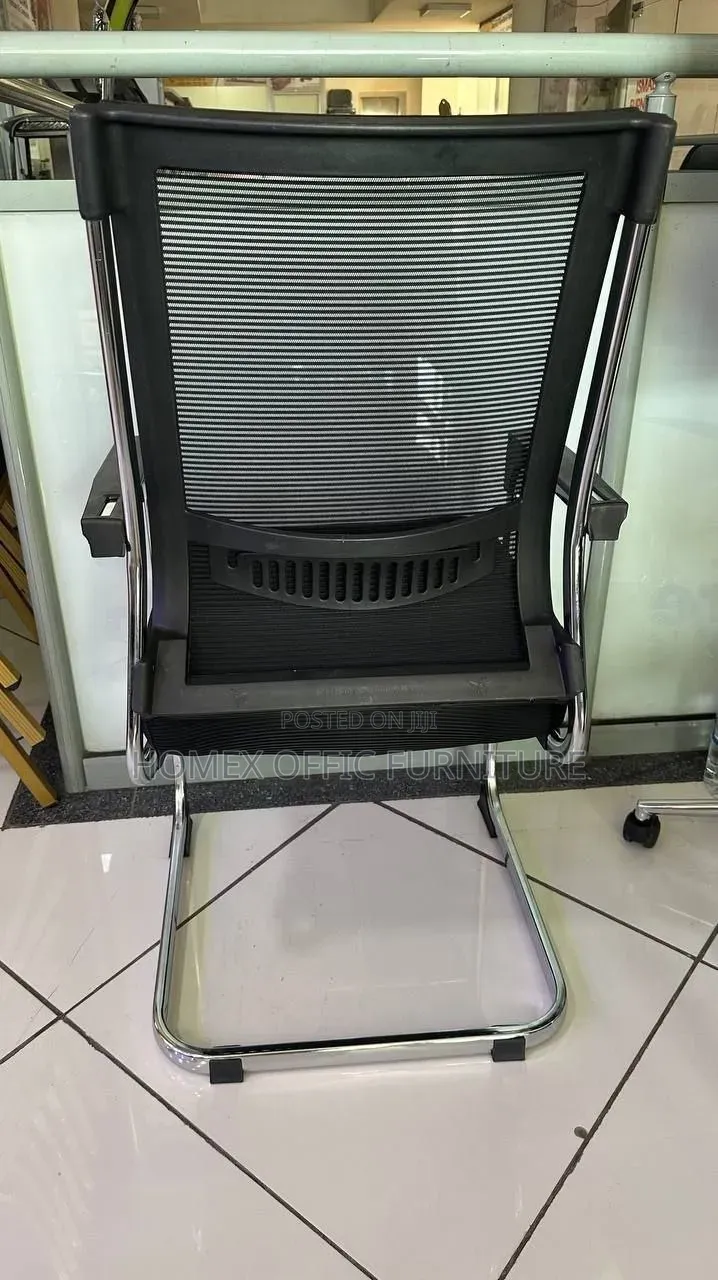 Guest Chair | የቢሮ እንግዳ ወንበር