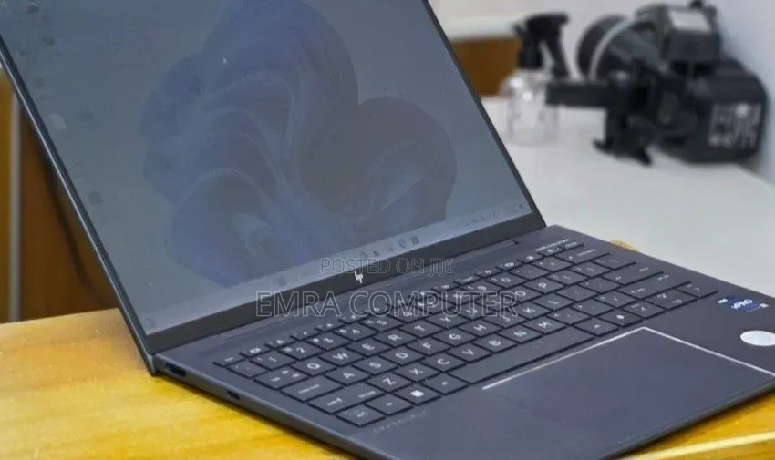 New Laptop HP 16GB Intel Core i7 SSD 512GB