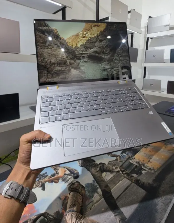 New Laptop Lenovo Yoga 3 16GB AMD Ryzen 7 SSD 512GB