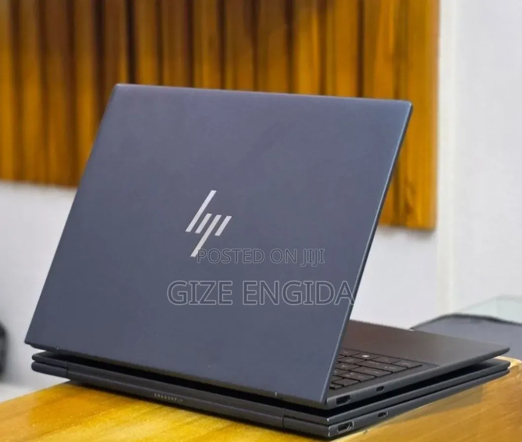 New Laptop HP Dragonfly G3 16GB Intel Core i7 SSD 512GB