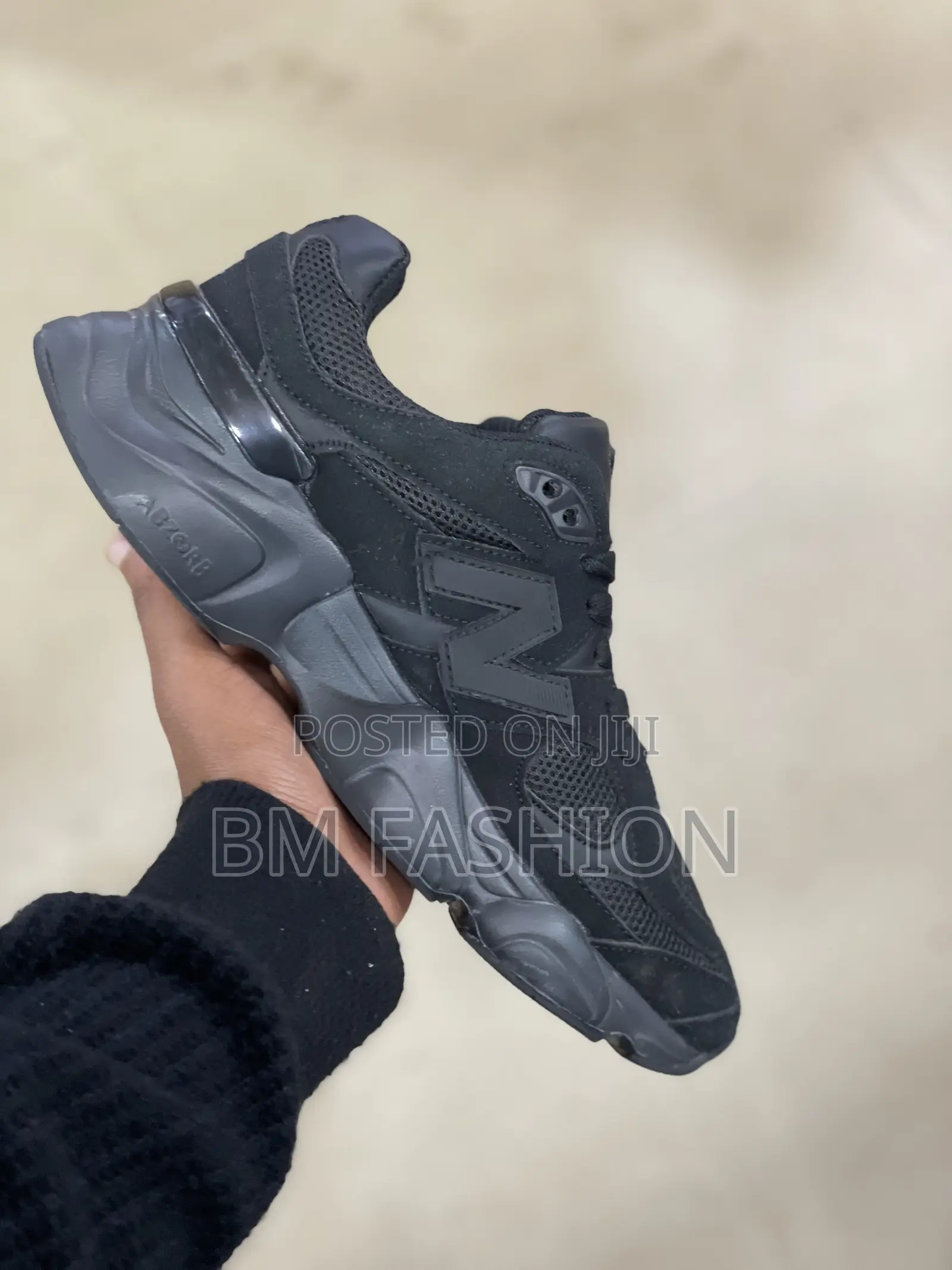 NB 9060 Women’s Black Comfortable Sneakers