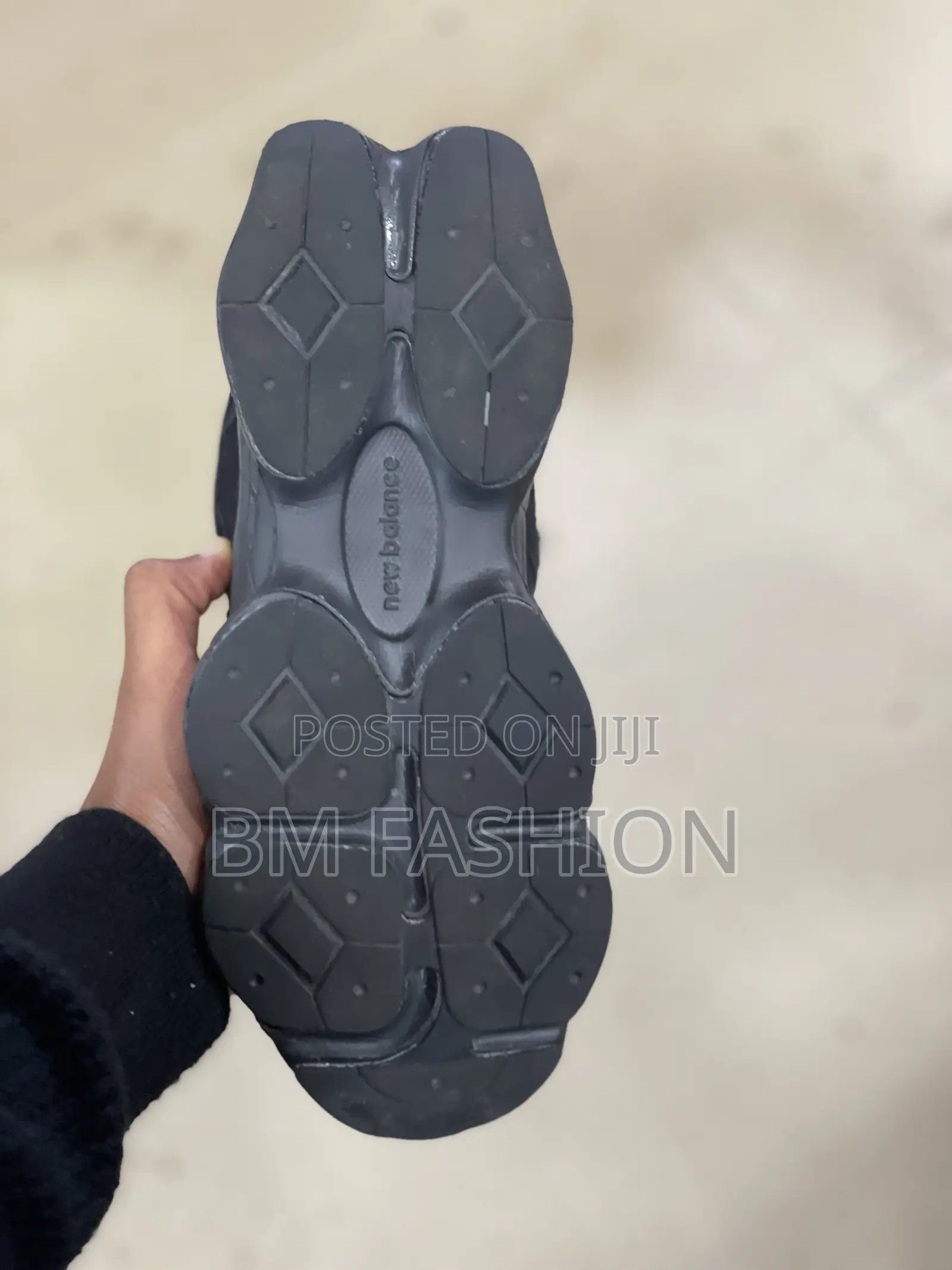 NB 9060 Women’s Black Comfortable Sneakers