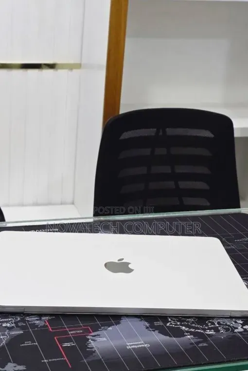 New Laptop Apple MacBook Air 2022 M2 8GB Intel Core M2 SSD 256GB