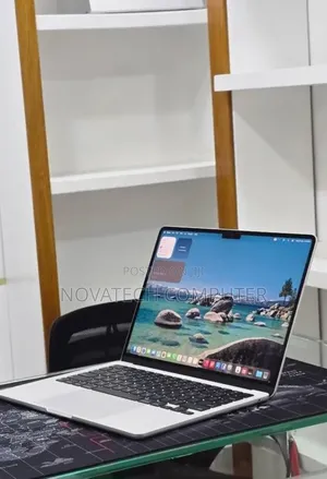 New Laptop Apple MacBook Air 2022 M2 8GB Intel Core M2 SSD 256GB