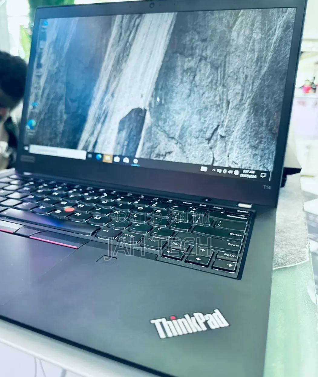 New Laptop Lenovo ThinkPad T14 16GB Intel Core i7 SSD 512GB