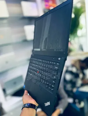 New Laptop Lenovo ThinkPad T14 16GB Intel Core i7 SSD 512GB
