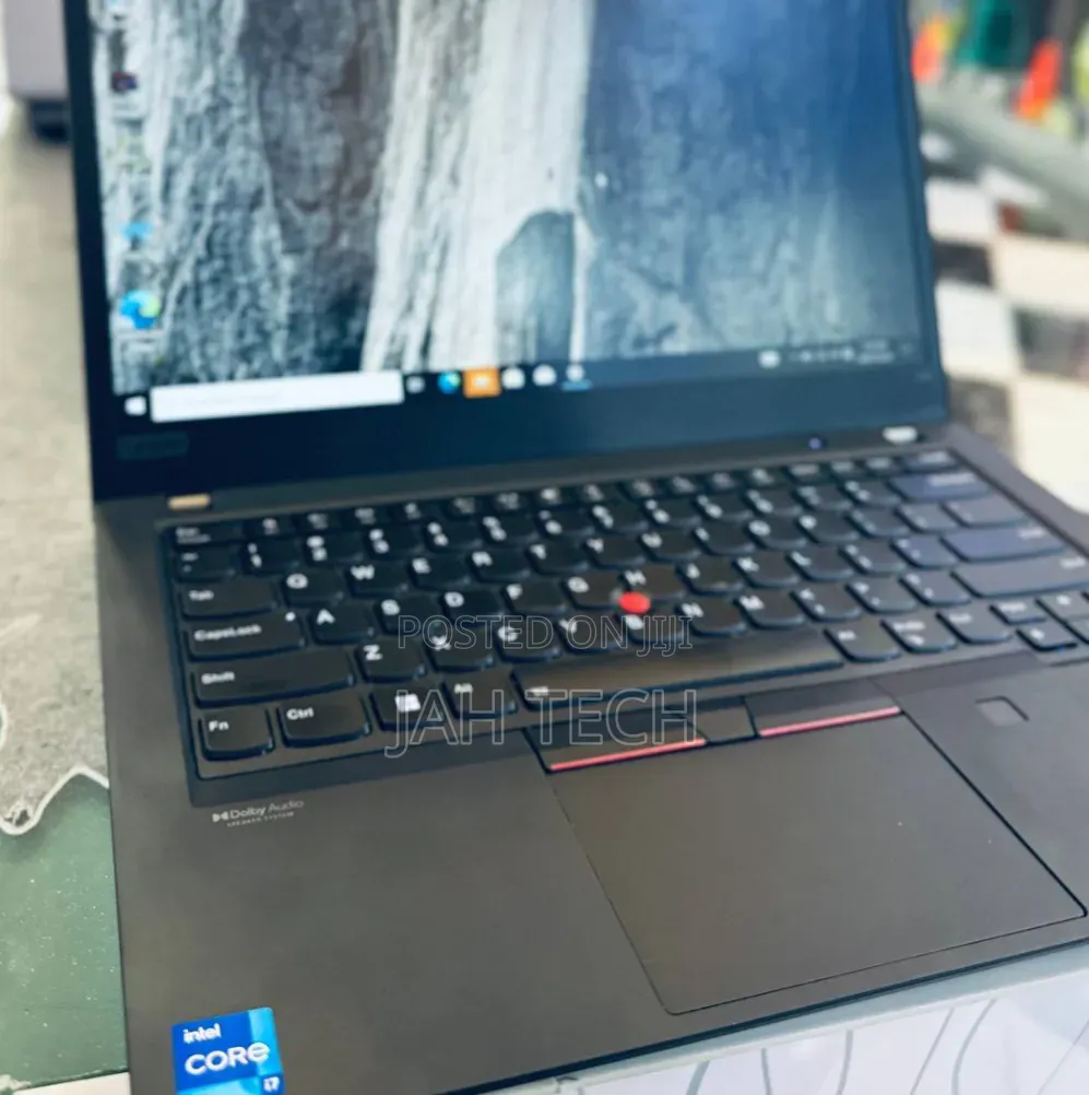 New Laptop Lenovo ThinkPad T14 16GB Intel Core i7 SSD 512GB