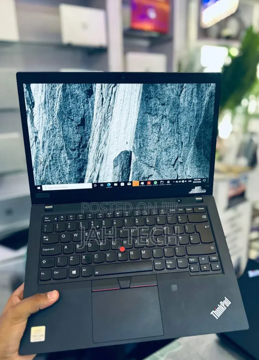 New Laptop Lenovo ThinkPad T14 16GB Intel Core i7 SSD 512GB