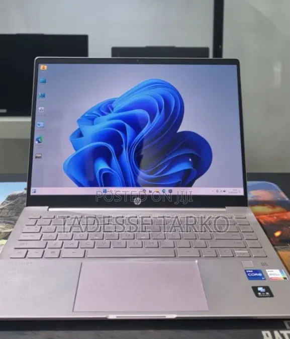 New Laptop HP Pavilion 14 16GB Intel Core i7 SSD 512GB