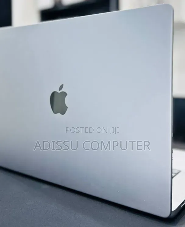 New Laptop Apple MacBook Pro 2021 M1 16GB Apple M1 Pro SSD 512GB