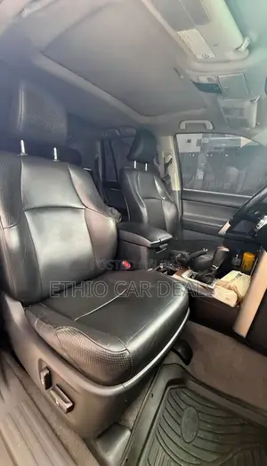 Toyota Land Cruiser Prado 2012 Silver