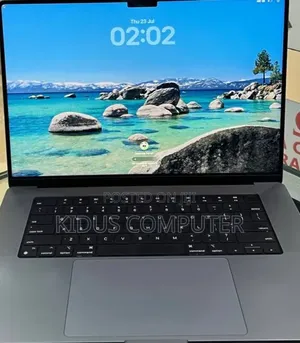 New Laptop Apple MacBook Pro 2020 M1 32GB Apple M1 SSD 512GB