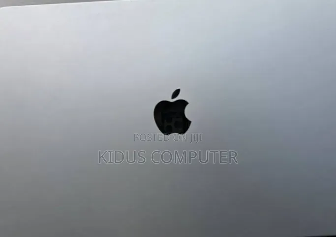 New Laptop Apple MacBook Pro 2020 M1 32GB Apple M1 SSD 512GB