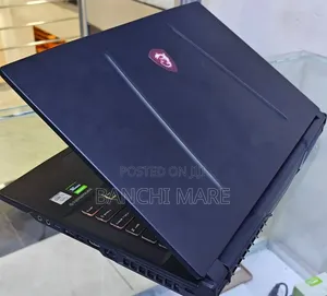 New Laptop MSI GP75 Leopard 16GB Intel Core i7 SSD 512GB