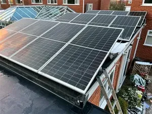 16 Solar Panel Invertor and Lithium Ion Batteries