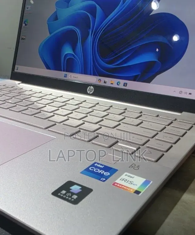 New Laptop HP Pavilion 14 16GB Intel Core i7 SSD 512GB
