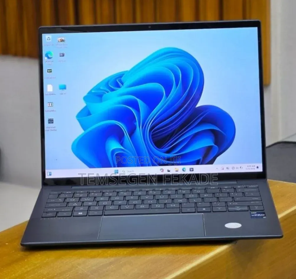 New Laptop HP Dragonfly G3 16GB Intel Core i7 SSD 512GB