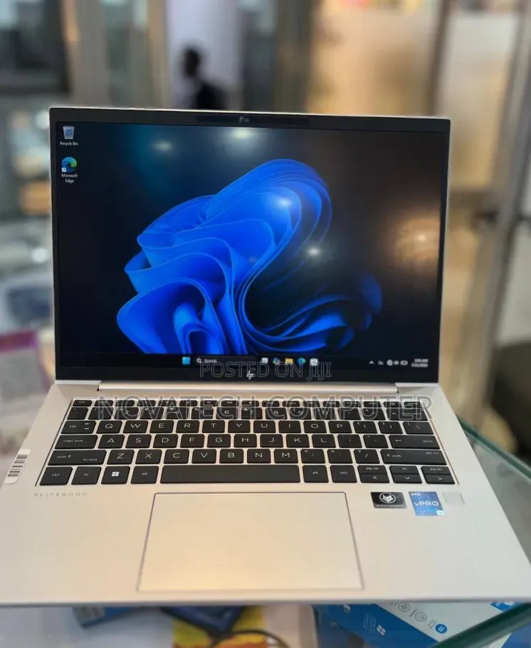 Laptop HP EliteBook 840 G9 16GB Intel Core i5 SSD 512GB