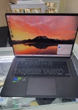 New Laptop Asus ROG Zephyrus G16 16GB Intel Core i7 SSD 512GB