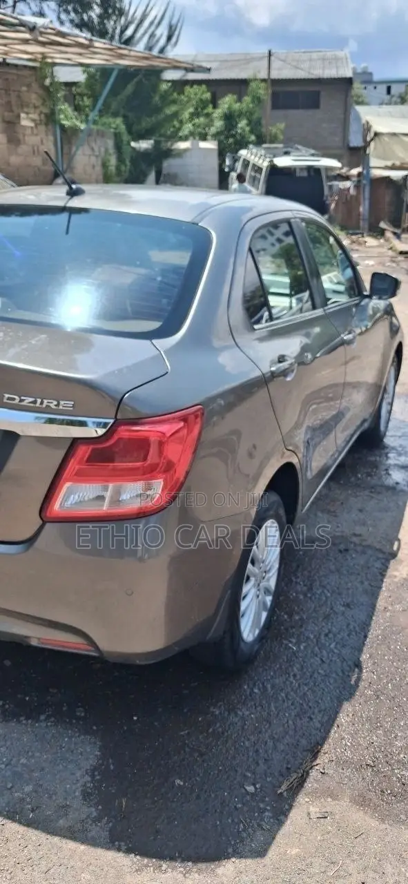 Suzuki Dzire 2022 Gray