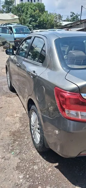 Suzuki Dzire 2022 Gray