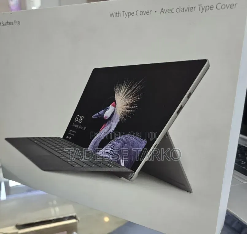 New Laptop Microsoft Surface 8GB Intel Core i5 SSD 128GB