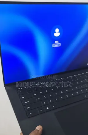 New Laptop Dell XPS 15 16GB Intel Core i7 SSD 512GB