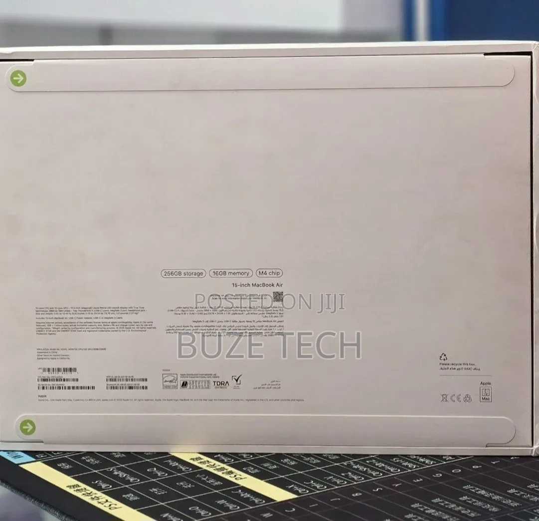 New Laptop Apple MacBook Air 2025 M4 16GB Apple M4 SSD 256GB