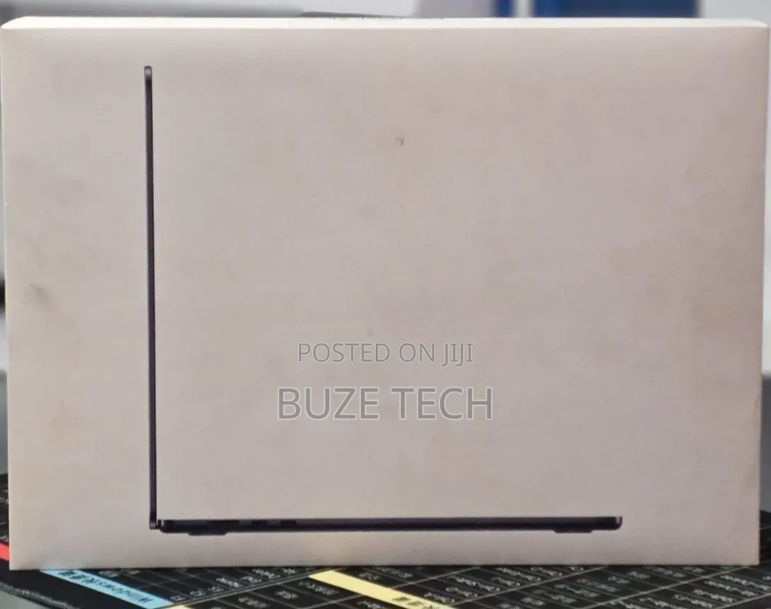 New Laptop Apple MacBook Air 2025 M4 16GB Apple M4 SSD 256GB