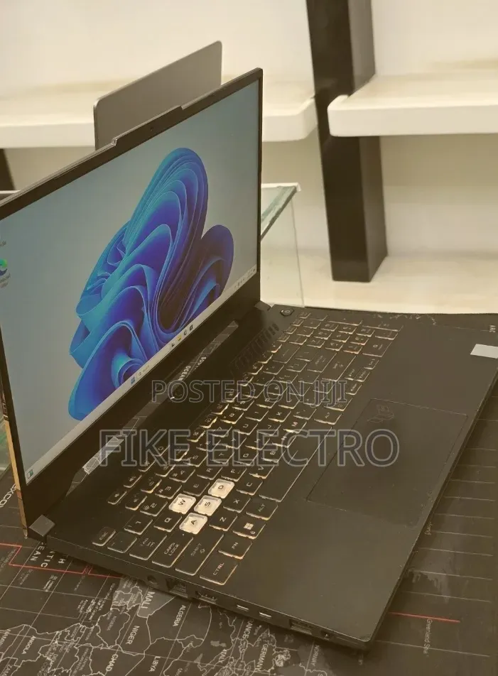New Laptop Asus TUF Gaming F15 16GB Intel Core i7 SSHD (Hybrid) 512GB