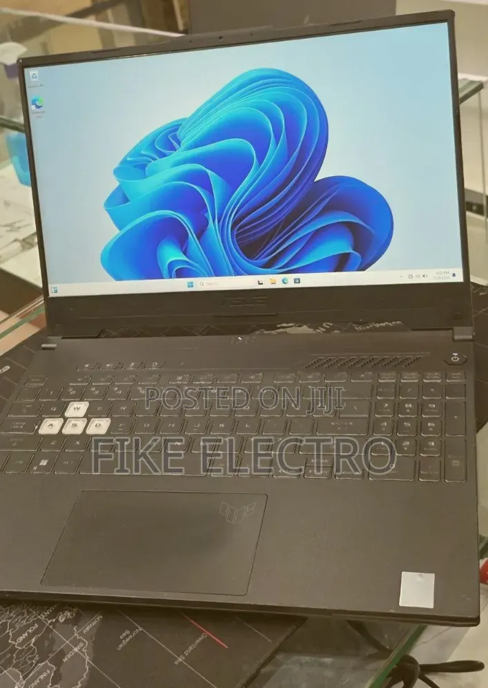 New Laptop Asus TUF Gaming F15 16GB Intel Core i7 SSHD (Hybrid) 512GB