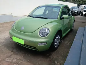 Volkswagen Beetle 2004 Green