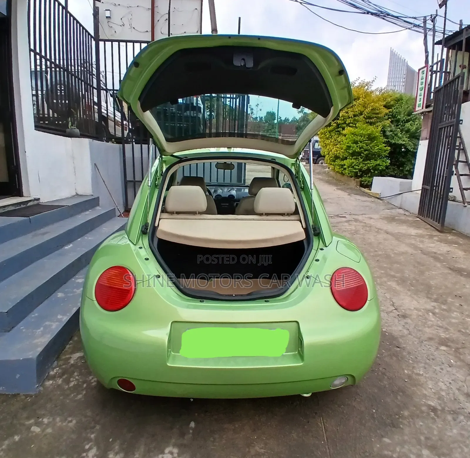 Volkswagen Beetle 2004 Green