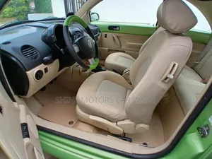 Volkswagen Beetle 2004 Green
