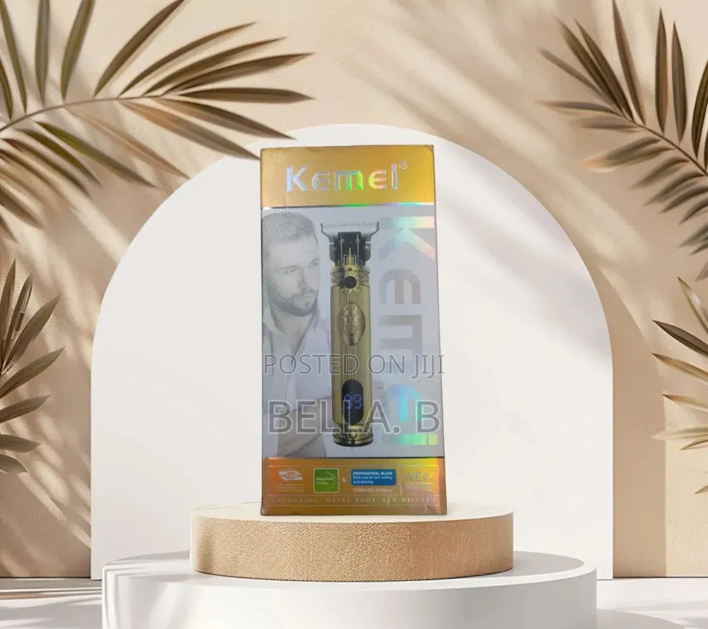 Kemei Hair Clipper: Lightweight and Comfortable.