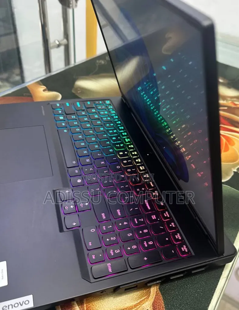 New Laptop Lenovo Legion Pro 7 32GB Intel Core i9 SSD 1T