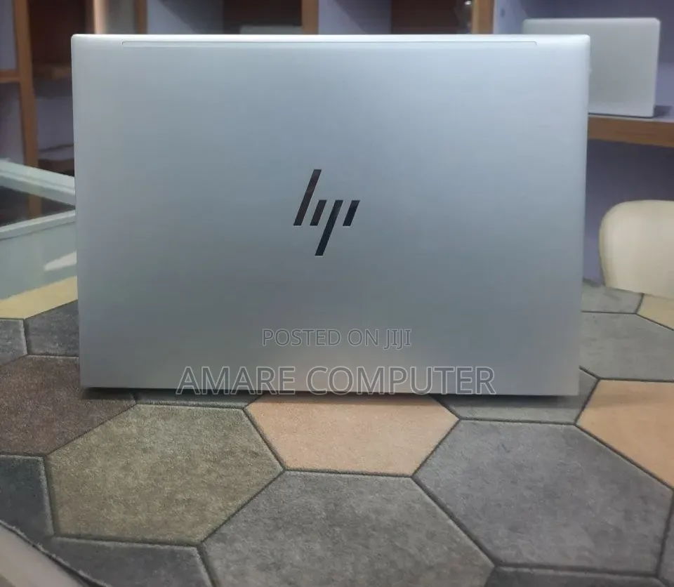 New Laptop HP EliteBook 840 G10 16GB Intel Core i5 SSD 512GB