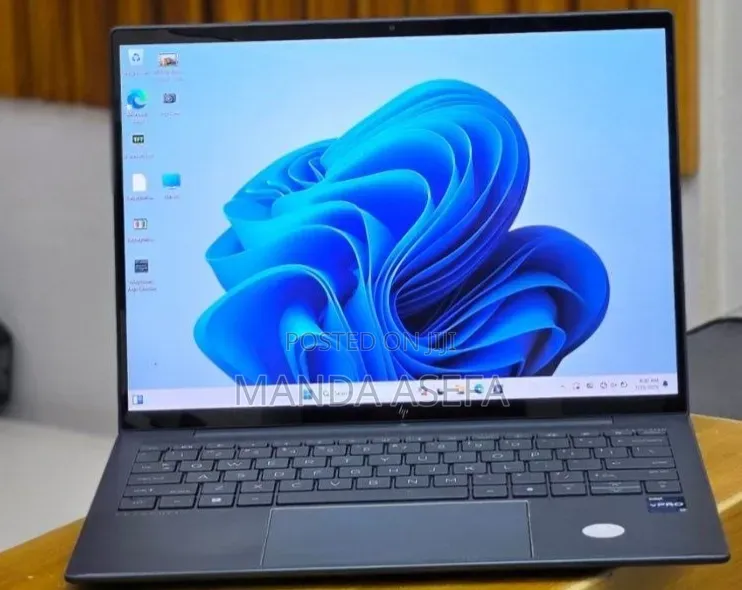 New Laptop HP Dragonfly G3 16GB Intel Core i7 SSD 512GB