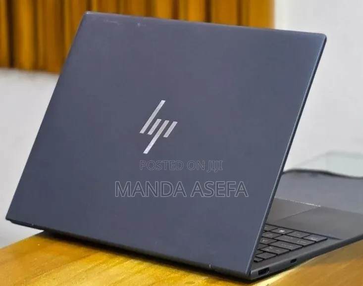 New Laptop HP Dragonfly G3 16GB Intel Core i7 SSD 512GB