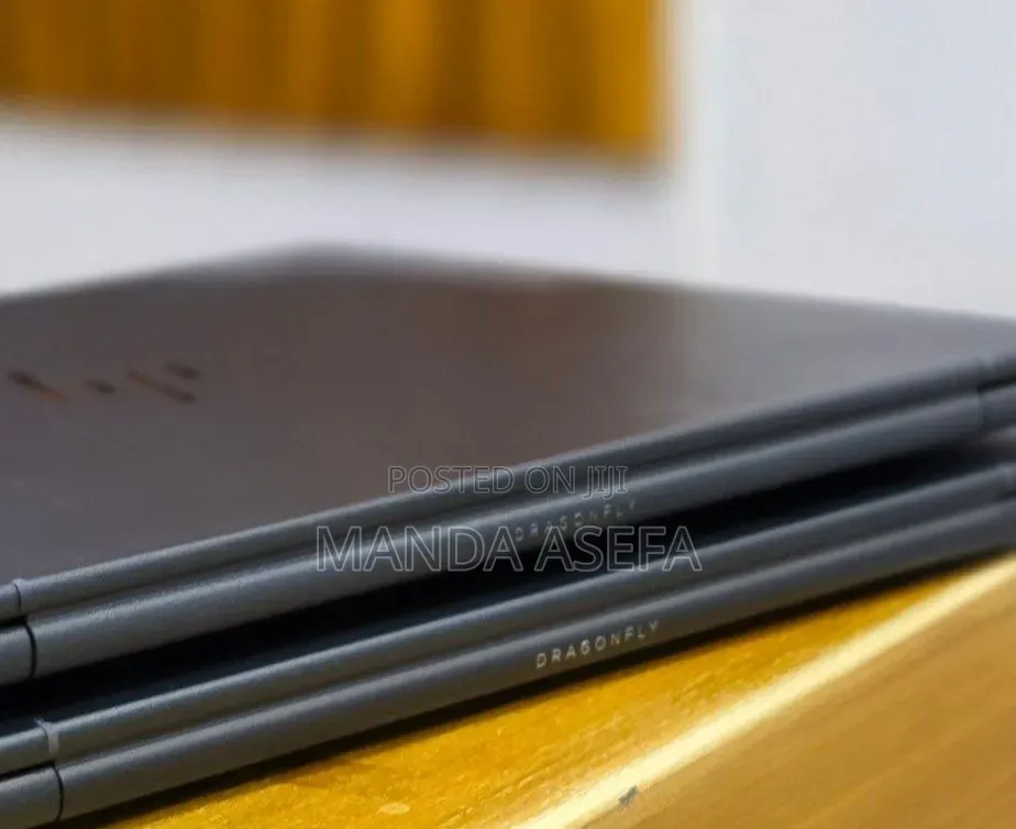 New Laptop HP Dragonfly G3 16GB Intel Core i7 SSD 512GB