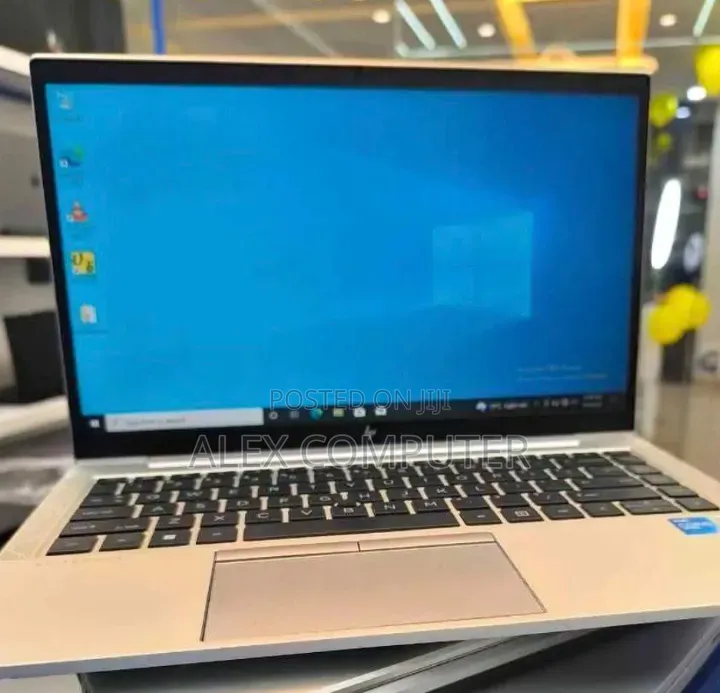 New Laptop HP EliteBook 840 G8 16GB Intel Core i7 SSD 512GB