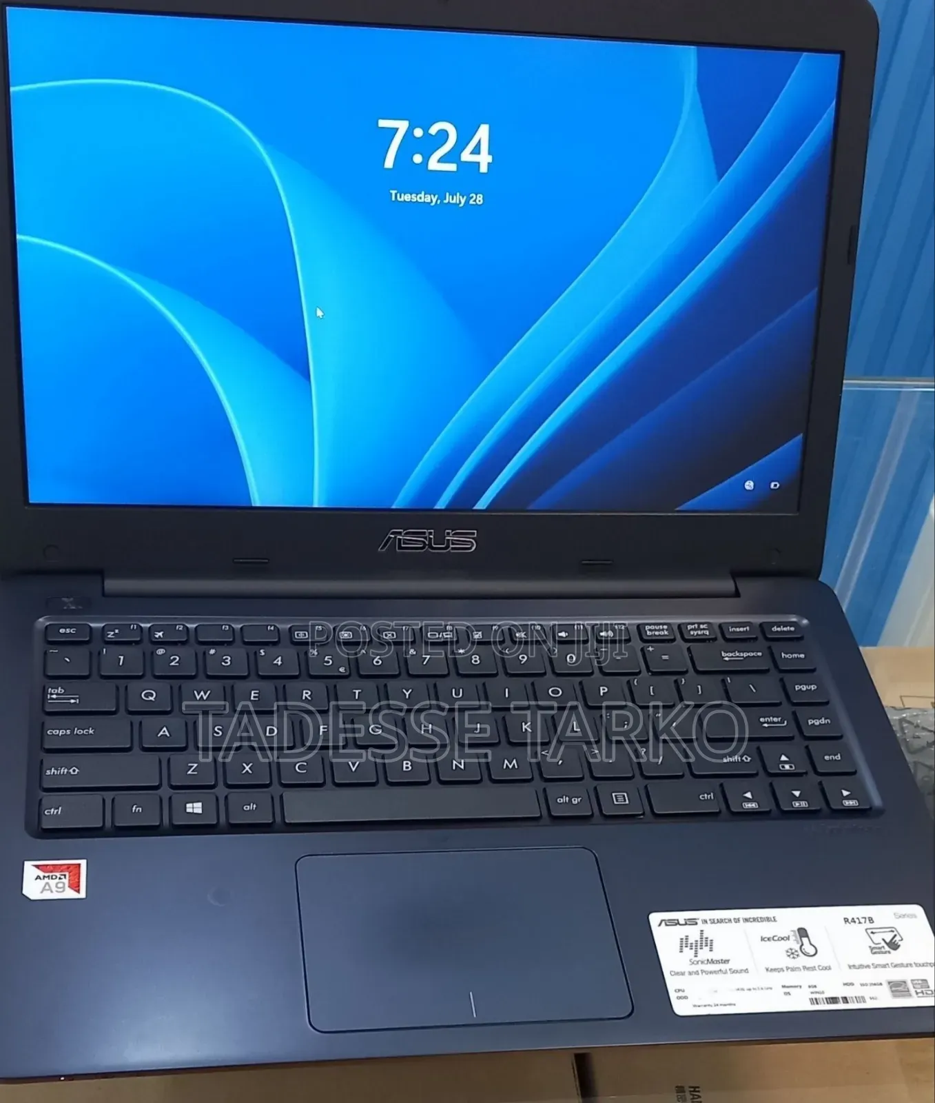 New Laptop Asus 8GB AMD SSD 256GB