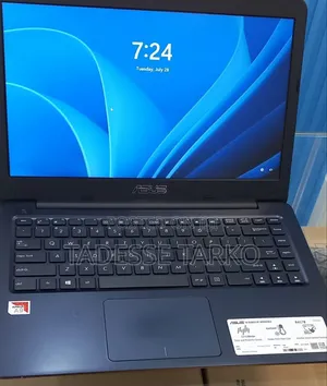 New Laptop Asus 8GB AMD SSD 256GB